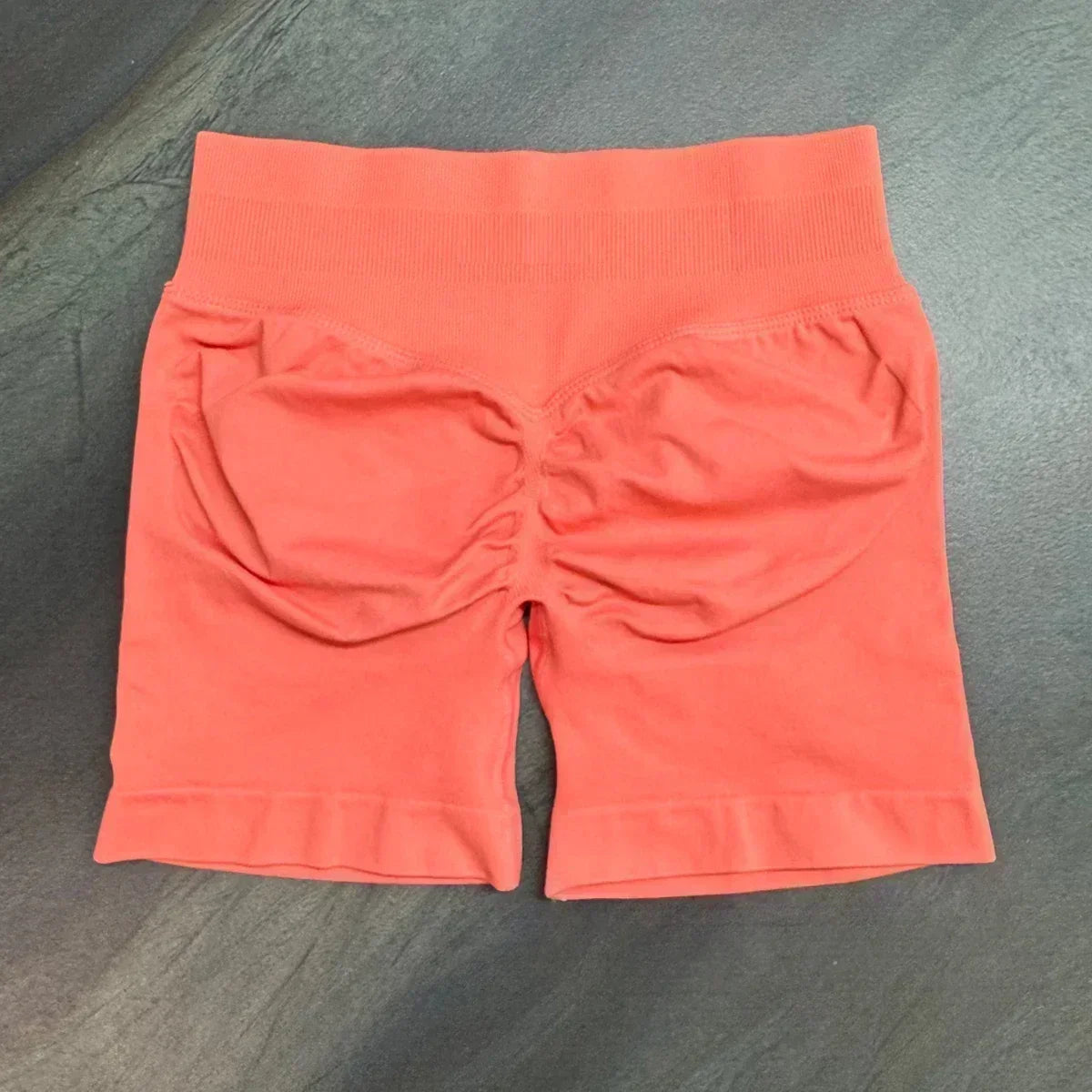 Low Waist Seamless Shorts
