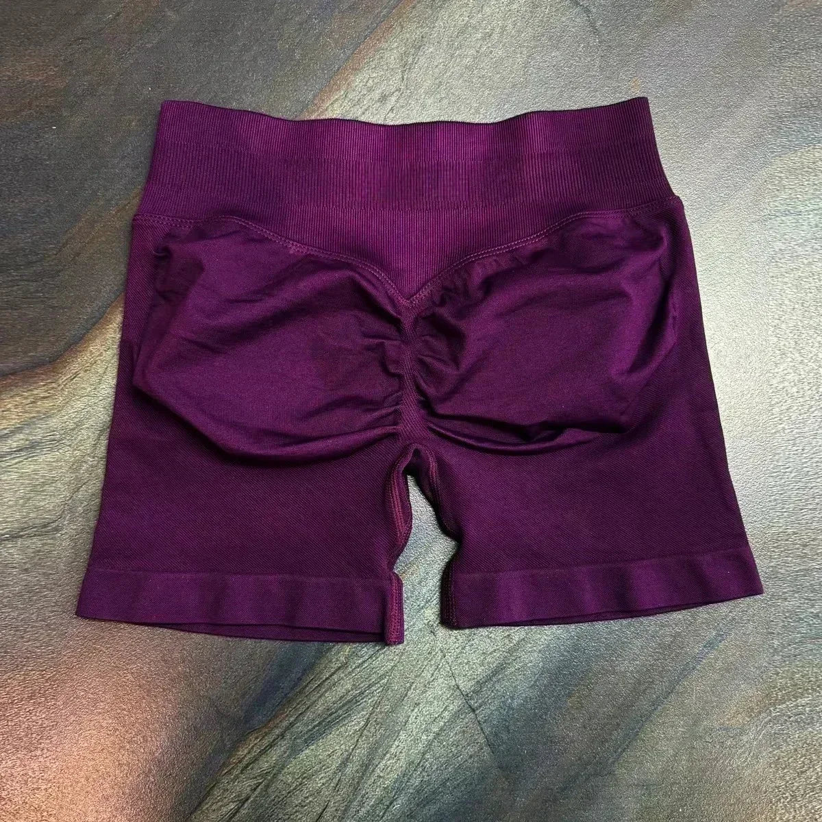 Low Waist Seamless Shorts